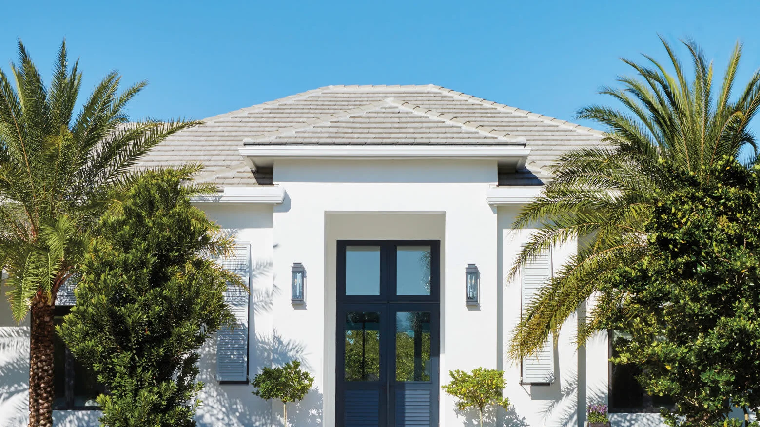 Best Exterior Paint Colors for Florida Homes 2026